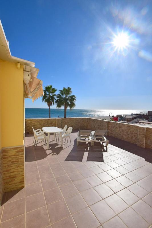 Carihuela 1ª Línea De Playa Torremolinos Exterior foto