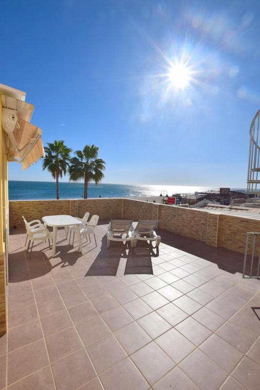 Carihuela 1ª Línea De Playa Torremolinos Exterior foto